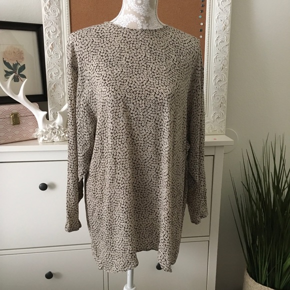 Vintage Floral Dolman Blouse (vintage size 40) 🌊 - Picture 2 of 7